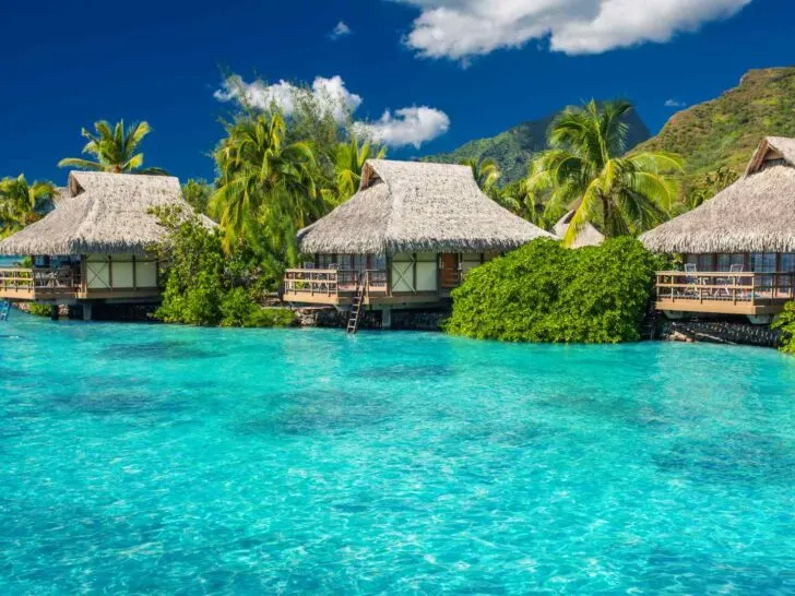 overwater bungalows in Mo'orea