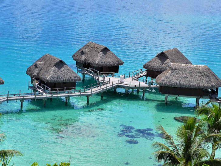 overwater bungalows in bora bora