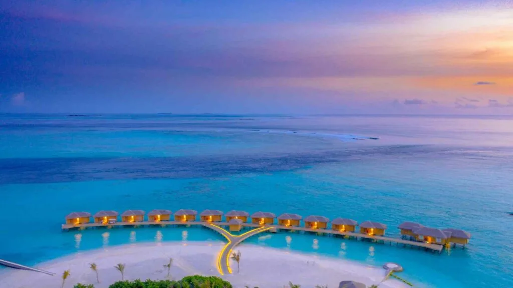 overwater bungalows in the Philippines