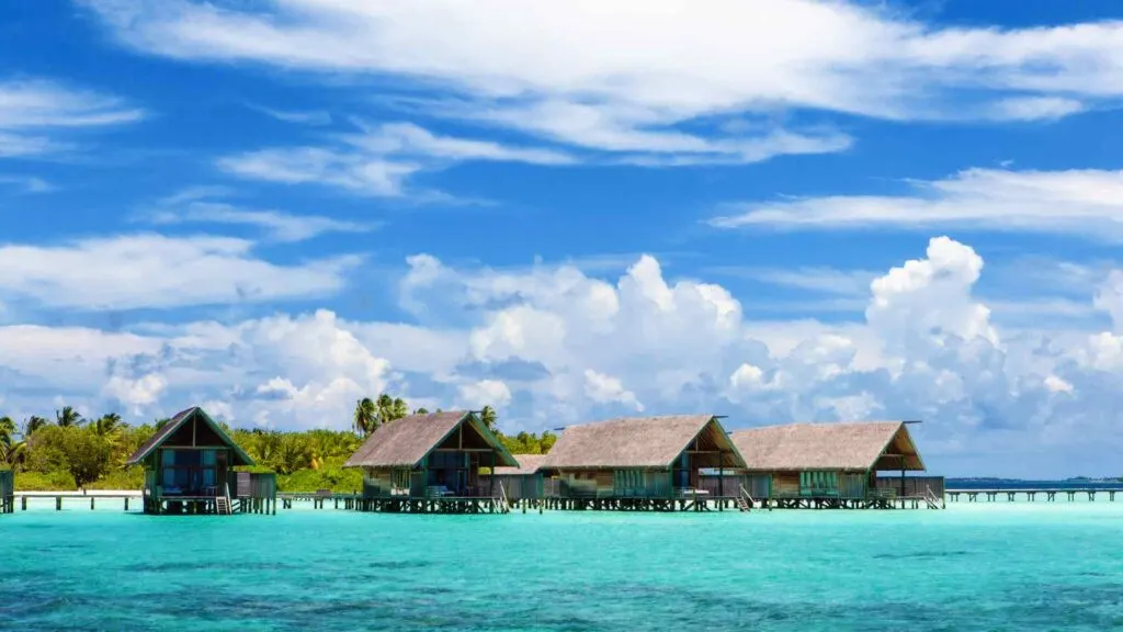 overwater bungalows in Belize