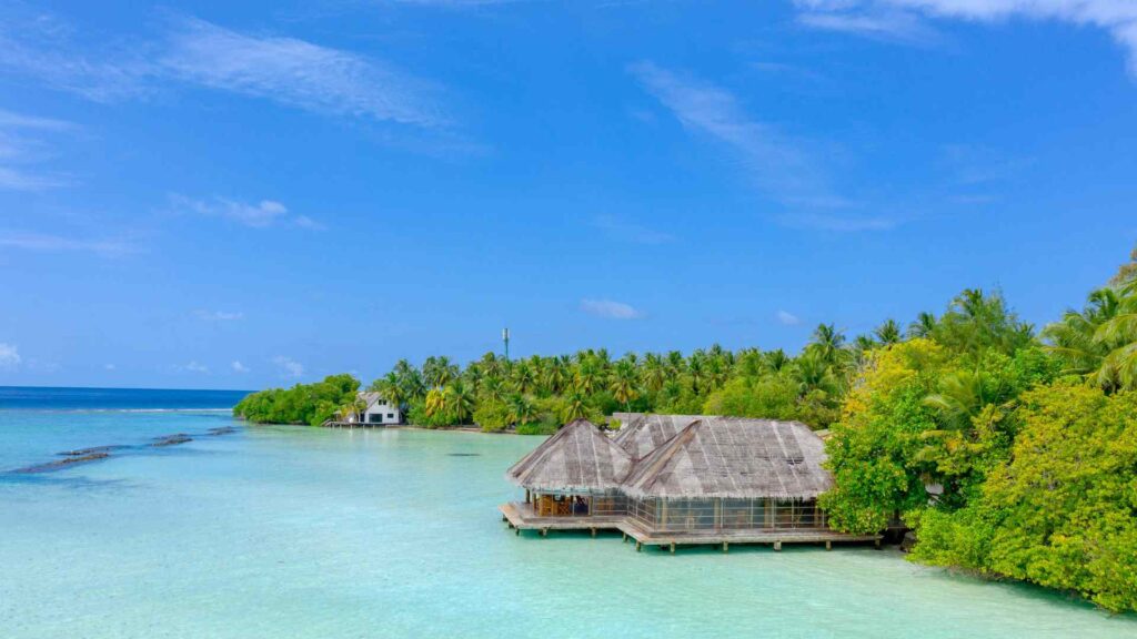 overwater bungalows in Belize