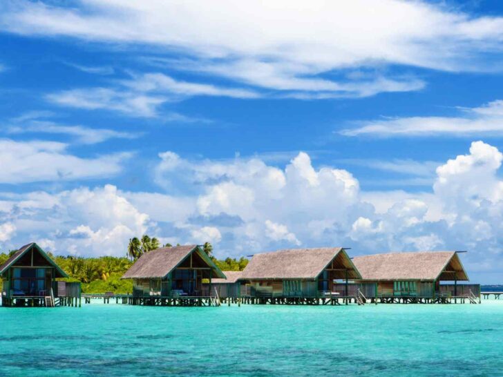 overwater bungalows in Belize