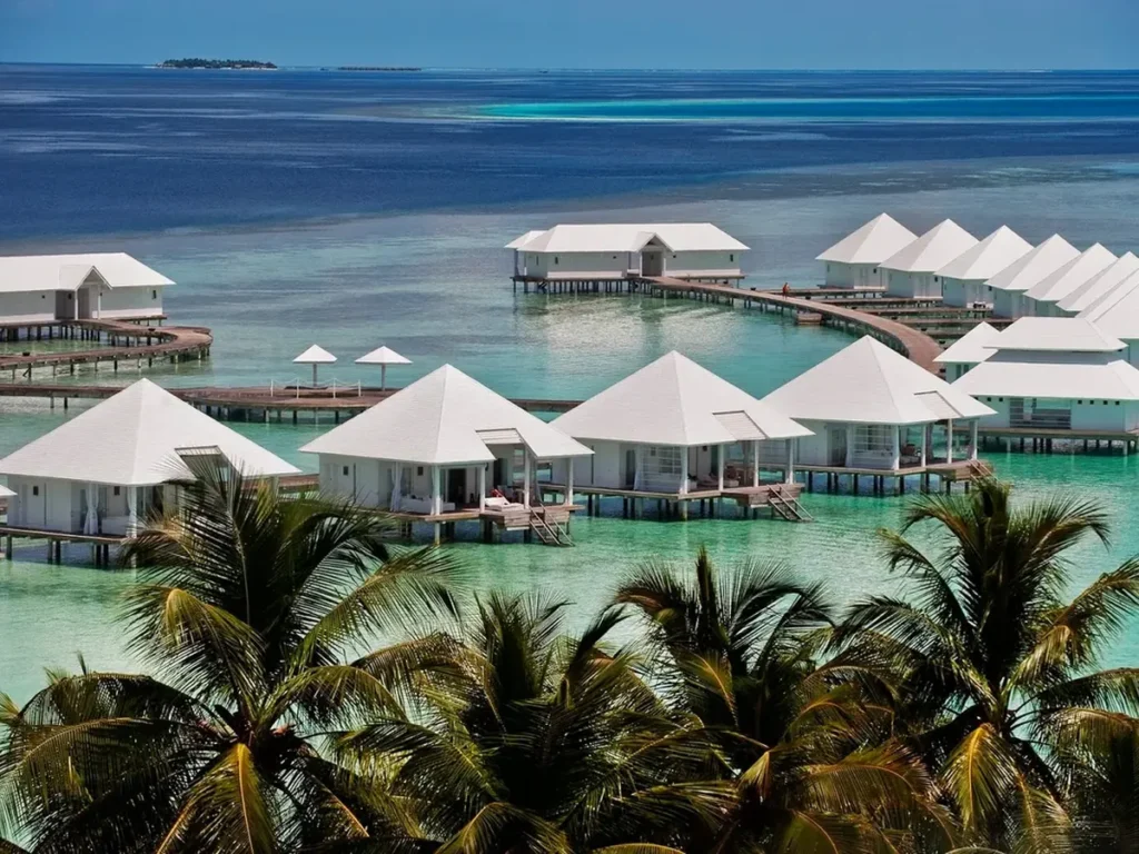 Diamonds Athuruga Water Villas