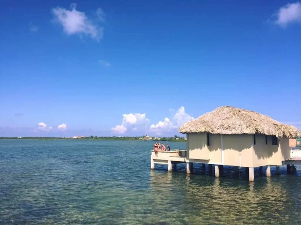 Faro del Colibri accommodation
