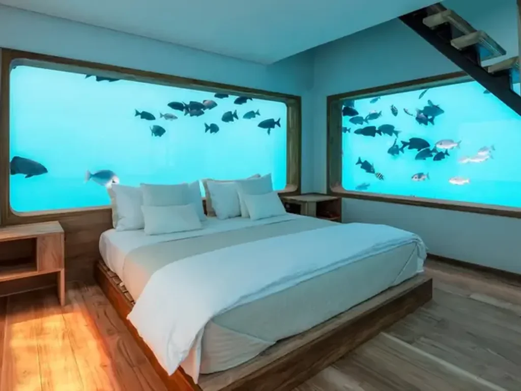 The Manta Resort Underwater Room