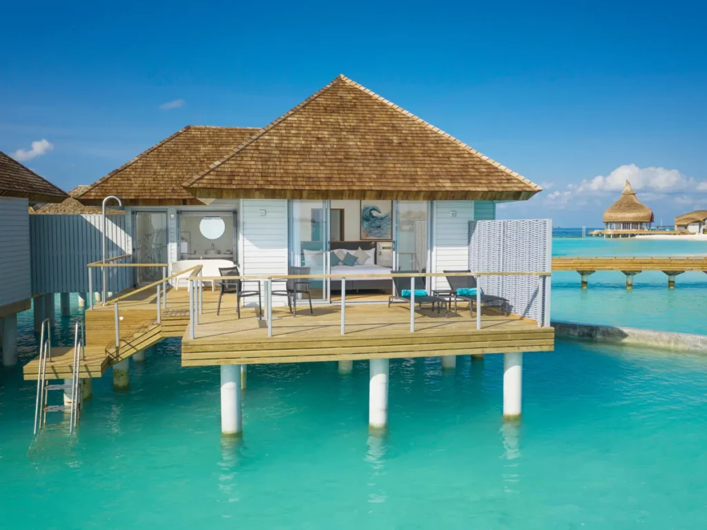 OUTRIGGER Maafushivaru Water Villas