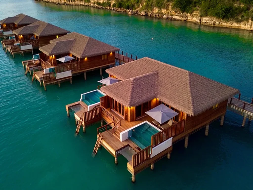 Royalton CHIC Antigua Overwater Suites