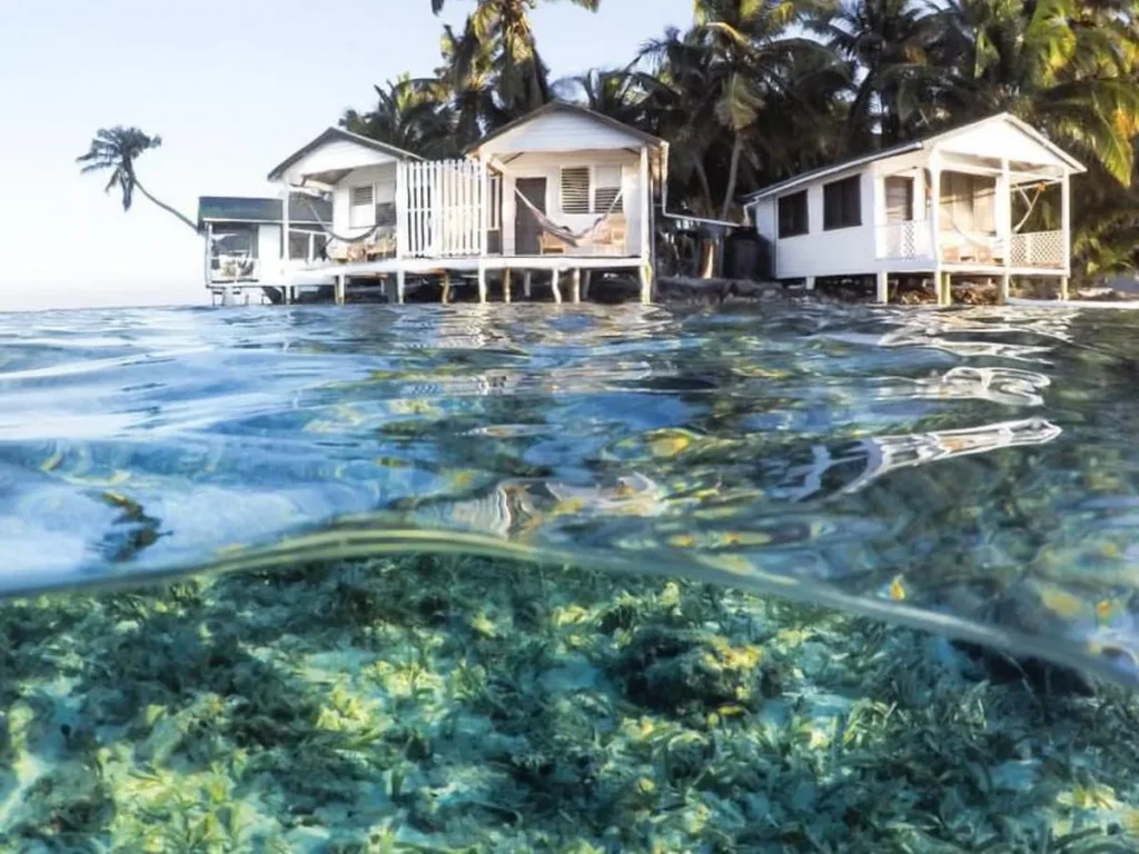 Tobacco Caye Paradise accommodation