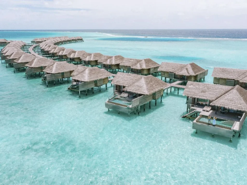 Vakkaru Maldives Overwater Villas